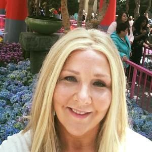 Meet your Posher, Lorri